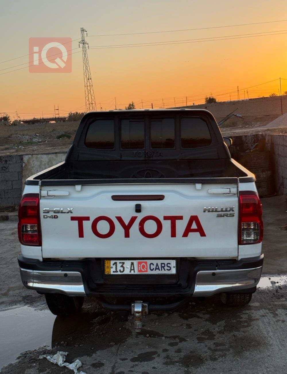 تويوتا هايلوكس